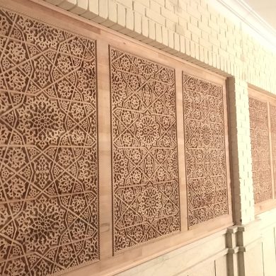 کتیبه مشبک چوبی